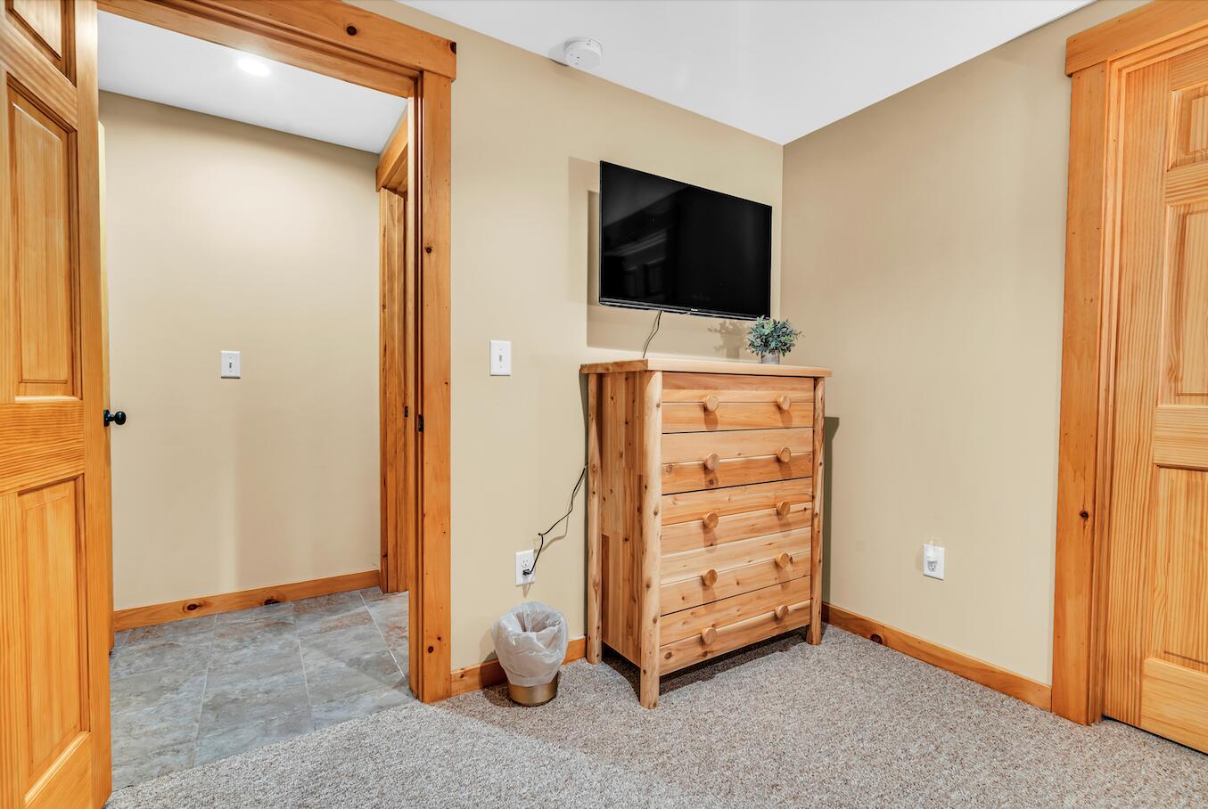 27 2nd Street Bethel, ME 04217 - Photo 32 of 50 80 DSC097600