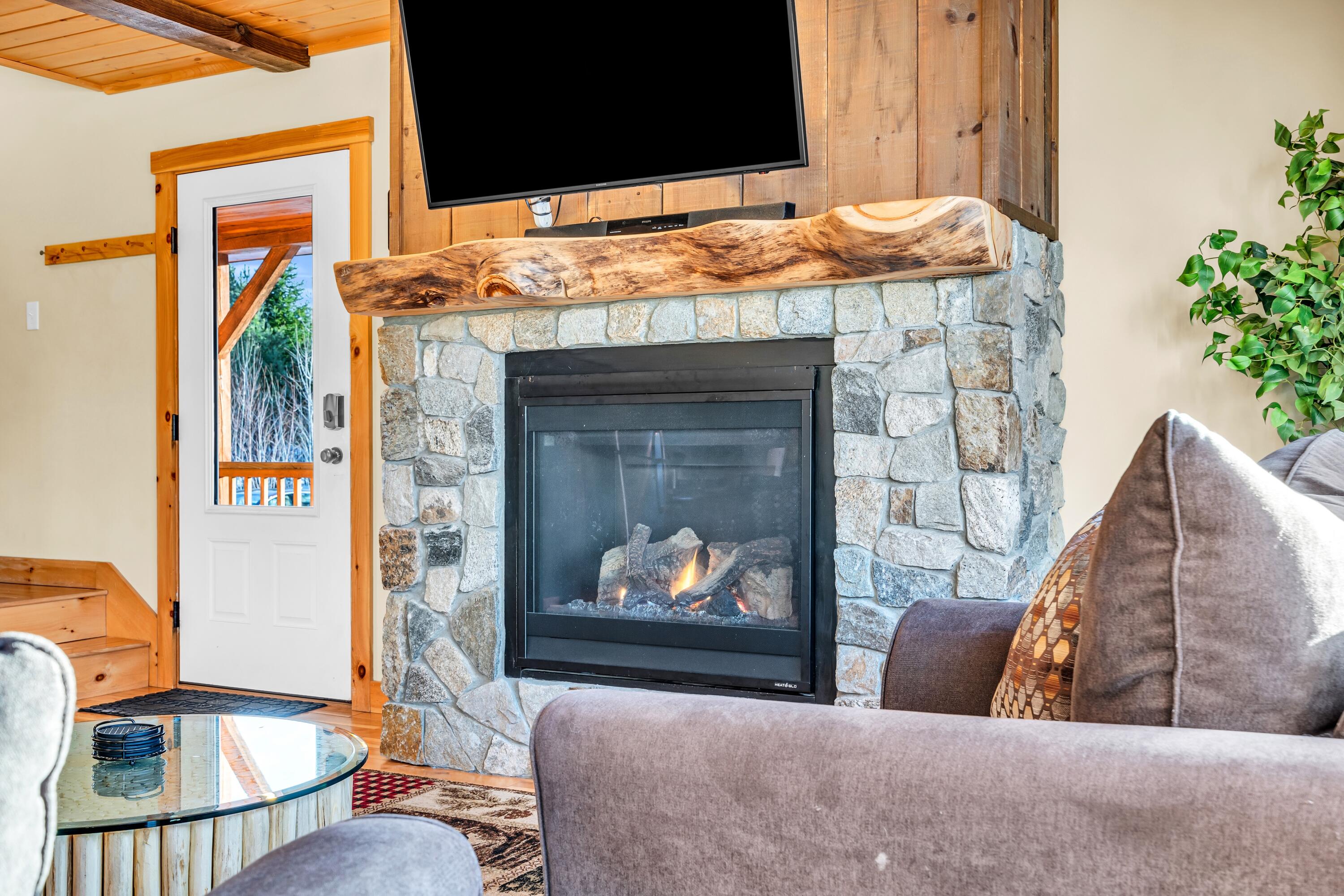 27 2nd Street Bethel, ME 04217 - Photo 4 of 50 65-DSC09697