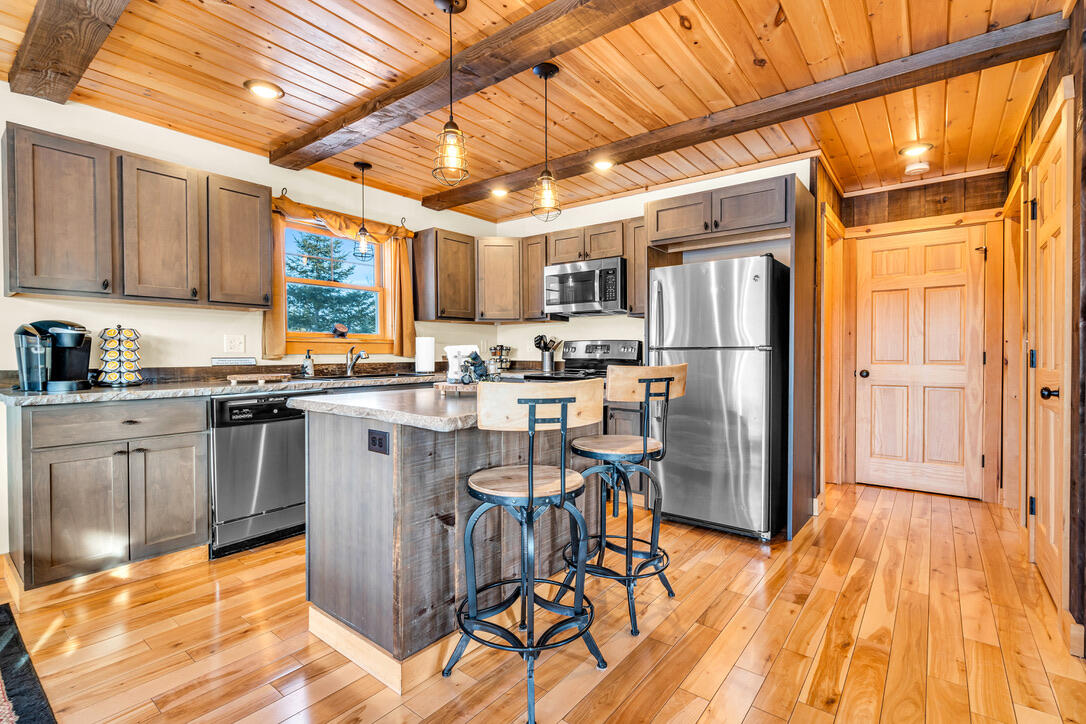 27 2nd Street Bethel, ME 04217 - Photo 8 of 50 4DF675B5-CB84-4F60-BACF-A9E095504273_1_1