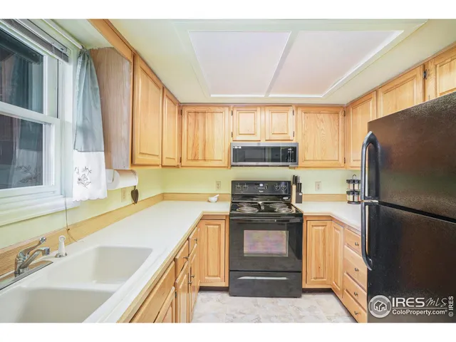 $323,000 | 400 Emery Street, Unit 302, Longmont, CO 80501