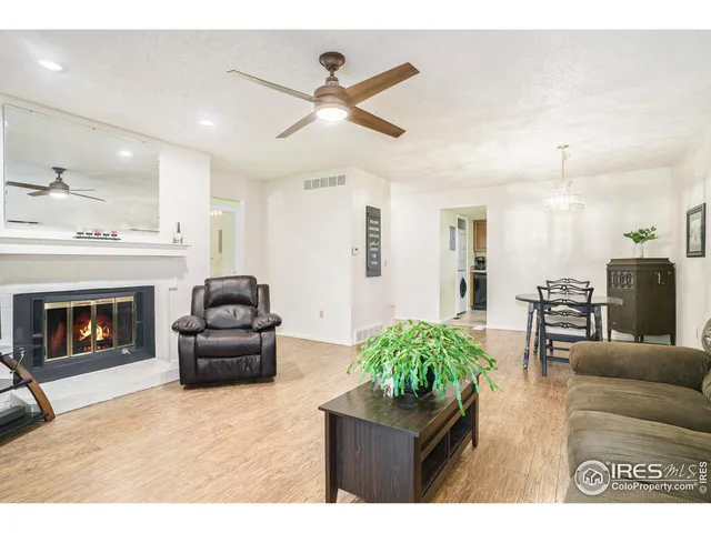 $323,000 | 400 Emery Street, Unit 302, Longmont, CO 80501