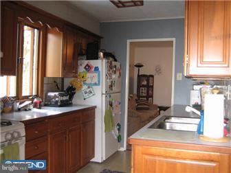 110 Gable Road Paoli, PA 19301 - Photo 3 of 7 Kitchen