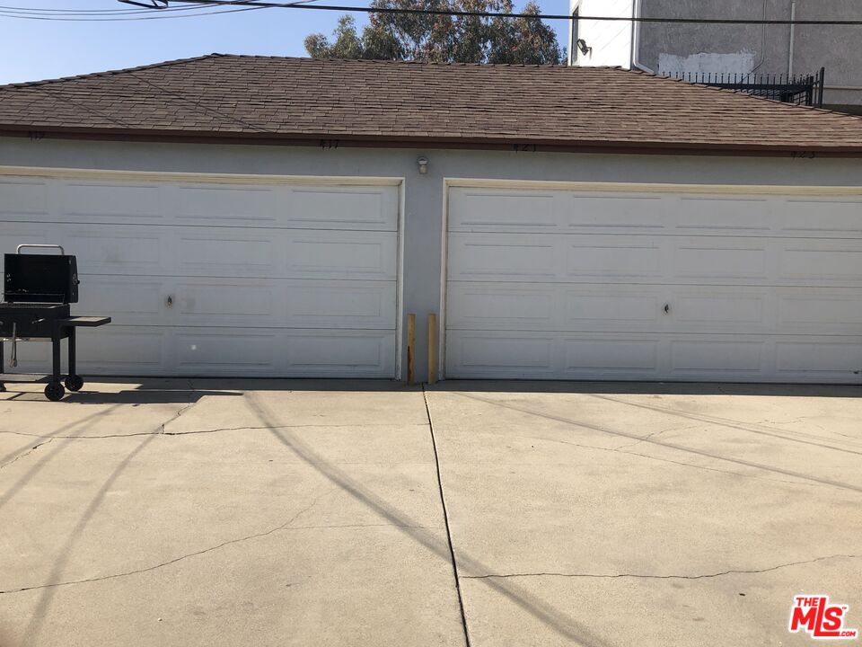 417 North 7th Street Montebello, CA 90640 - Photo 4 of 6 a view of wooden door