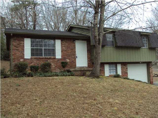 8927 Drake Parkway Road Chattanooga, TN 37416 - Photo 1 of 23 Primary Photo