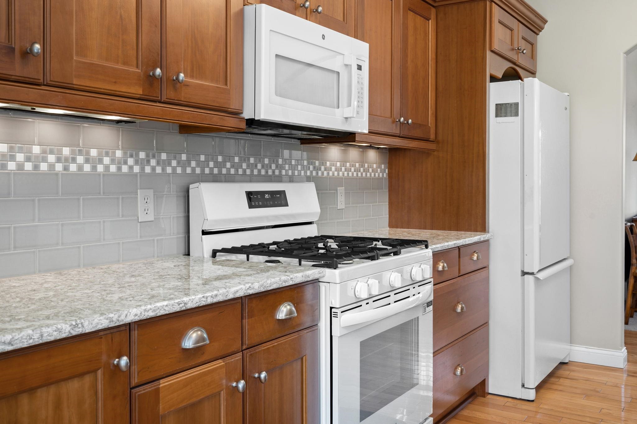 3869 Stone Ridge Drive Traverse City, MI 49684 - Photo 12 of 32