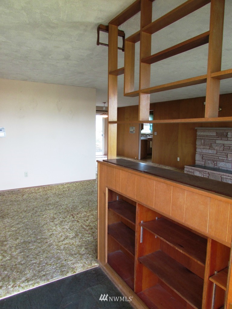 1607 South 27th Street Renton, WA 98055 - Photo 3 of 25