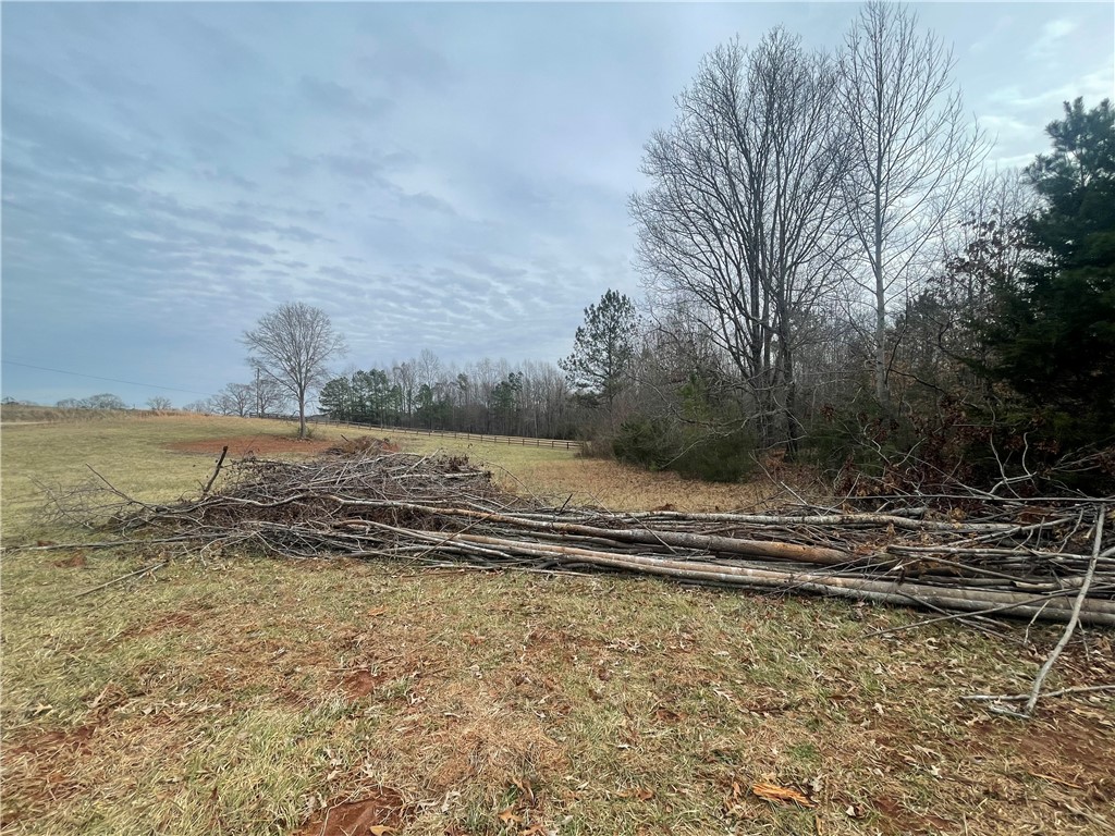 250 West Bryant Road West Union, SC 29696 - Photo 32 of 42 Gallery Image 32