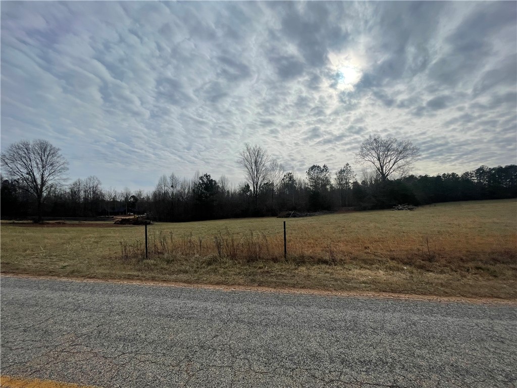250 West Bryant Road West Union, SC 29696 - Photo 5 of 42 Gallery Image 5