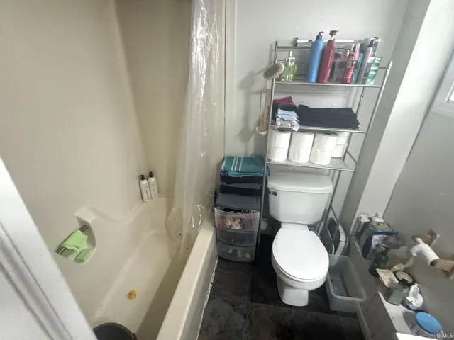 $199,900 | 1222 West Kirkwood Avenue, Bloomington, IN 47404