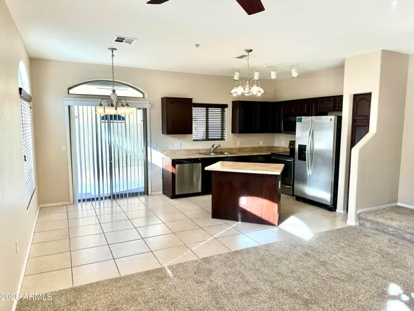 $1,995 | 17150 North 23rd Street, Unit 136, Phoenix, AZ 85022