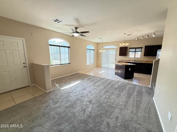 $1,995 | 17150 North 23rd Street, Unit 136, Phoenix, AZ 85022