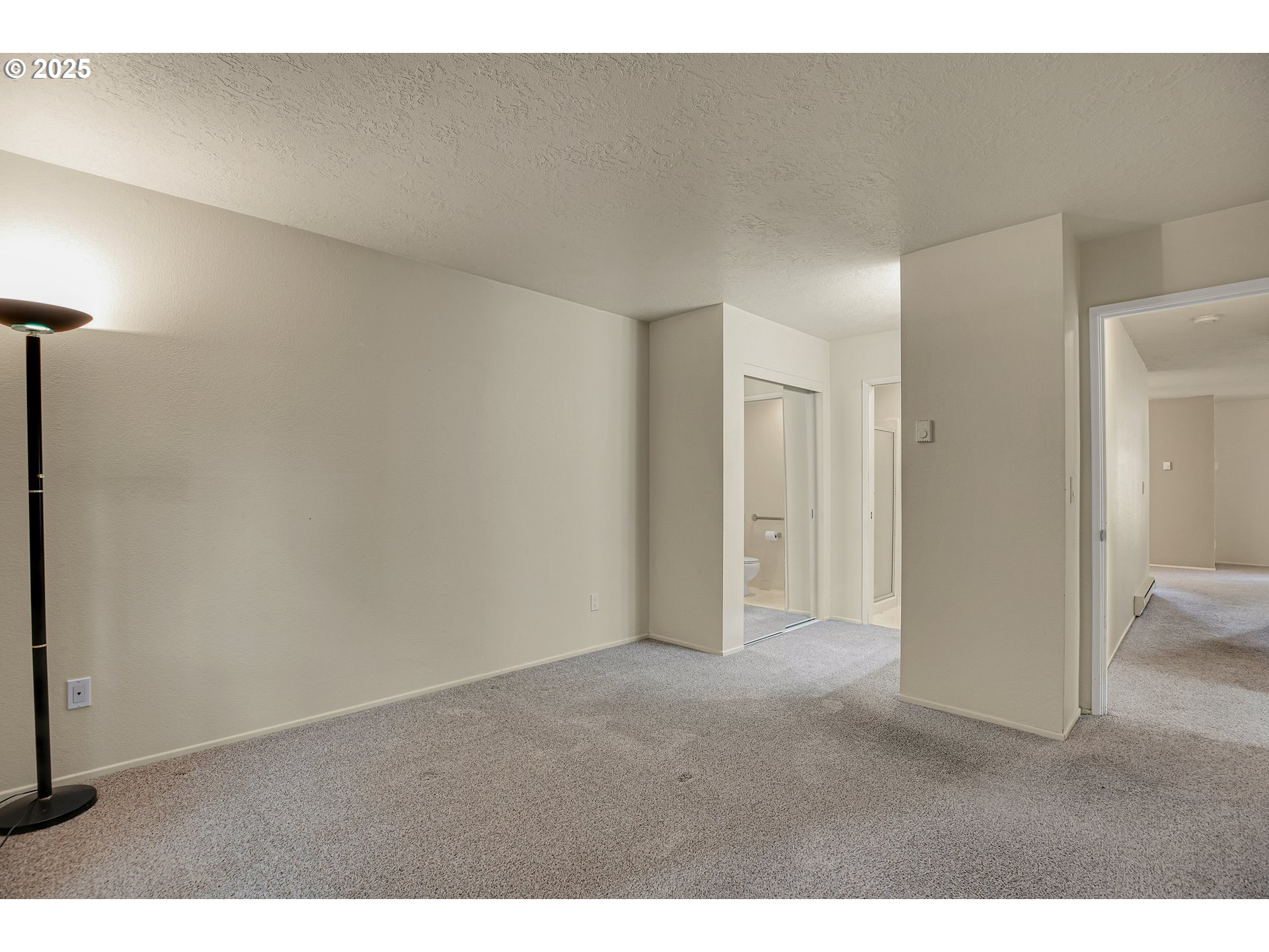86 Kingsgate Road, Unit F101 Lake Oswego, OR 97035 - Photo 24 of 42 Gallery Image 24