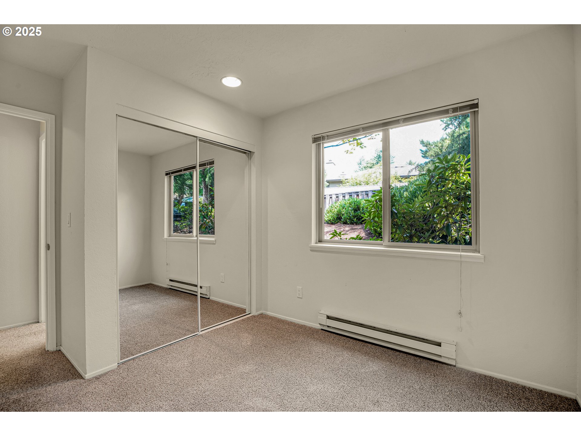 86 Kingsgate Road, Unit F101 Lake Oswego, OR 97035 - Photo 30 of 42 Gallery Image 30