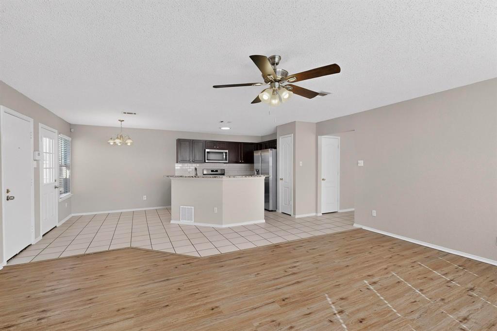 1207 Aberdeen Drive Allen, TX 75002 - Photo 9 of 40 a view of a electric appliances in a room
