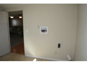 471 Broom Factory Road Greeneville, TN 37743 - Photo 13 of 23 Main floor laundry room