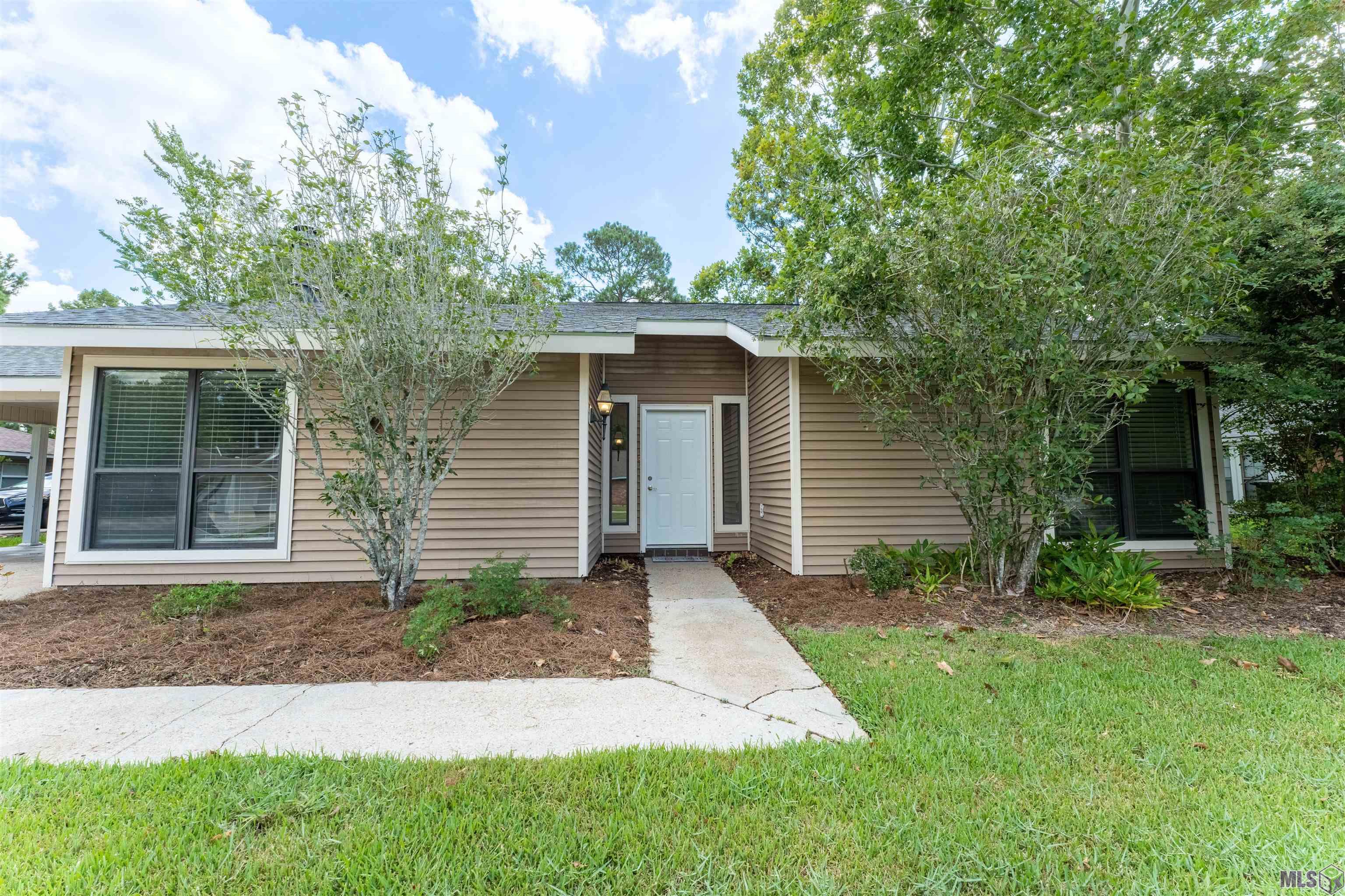 9755 Mint Drive Baton Rouge, LA 70809 - Photo 2 of 15