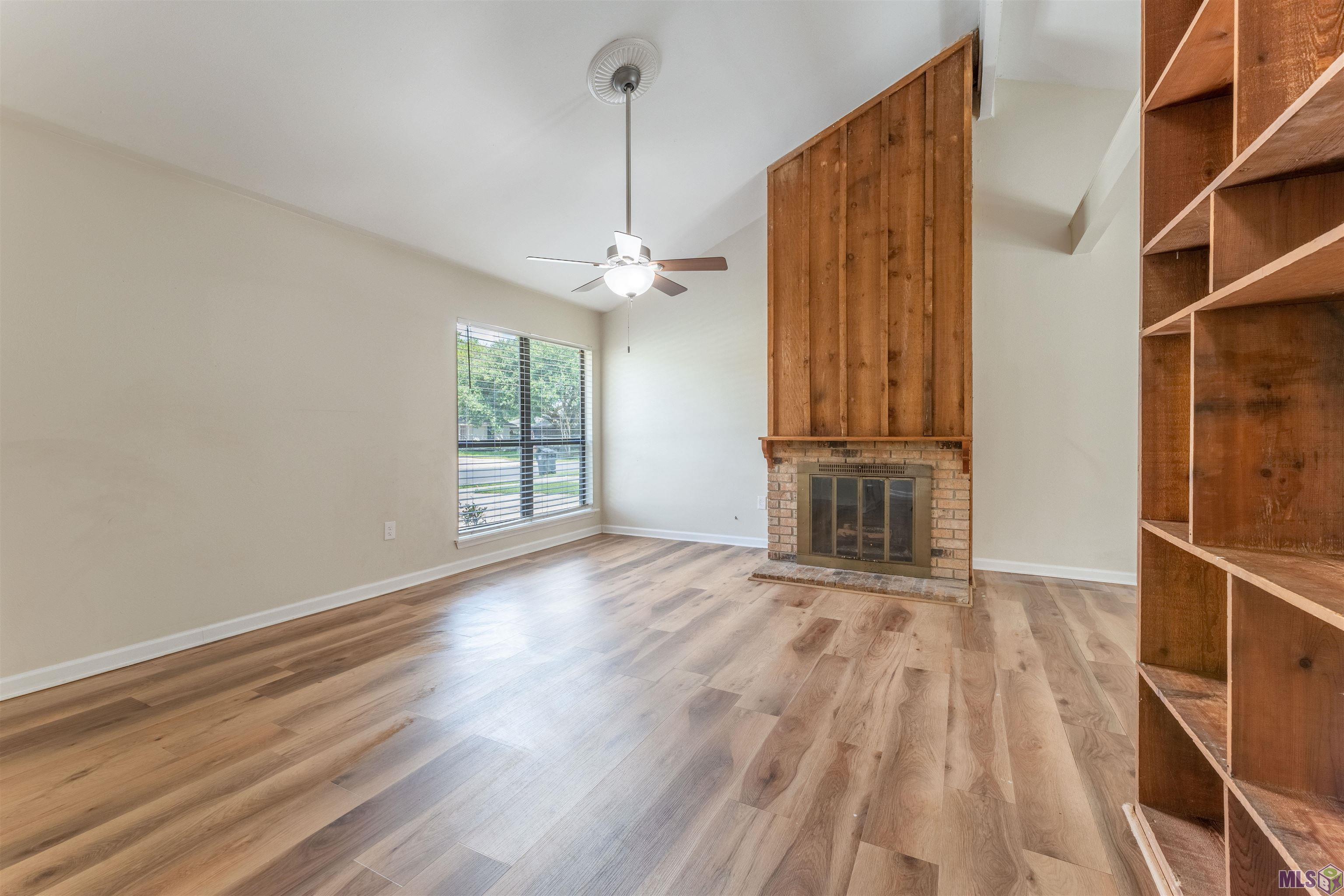 9755 Mint Drive Baton Rouge, LA 70809 - Photo 4 of 15