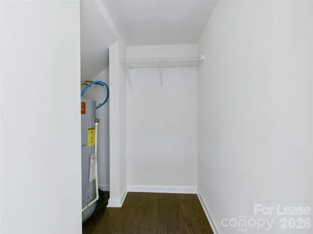 a view of utility room