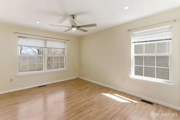 $4,000 | 62 Magellan Way, Franklin Park, NJ 08823