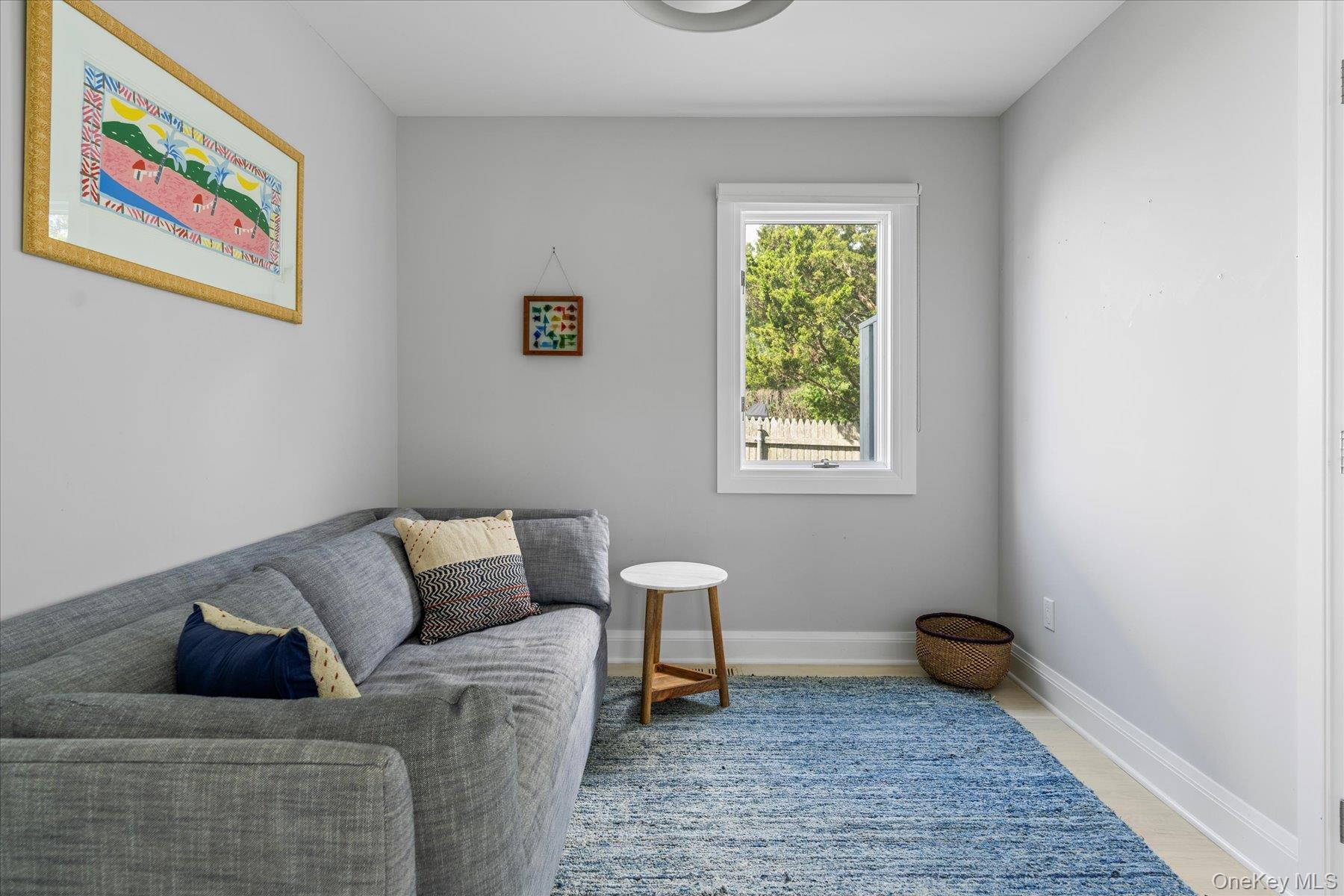 4415 Camp Mineola Road Mattituck, NY 11952 - Photo 17 of 44 Additional bedroom offering flexibility for guests or home office.