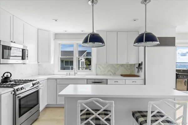 $2,799,000 | 4415 Camp Mineola Road, Mattituck, NY 11952