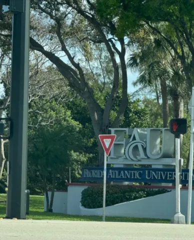 $1,600 | 632 Northwest 13th Street, Unit 24, Boca Raton, FL 33486