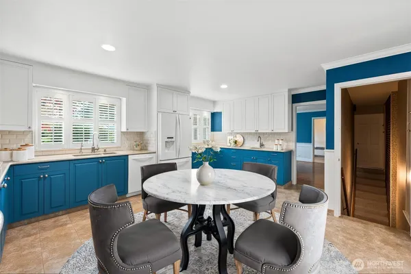 $1,100,000 | 1 Forest Glen Lane Southwest, Lakewood, WA 98498