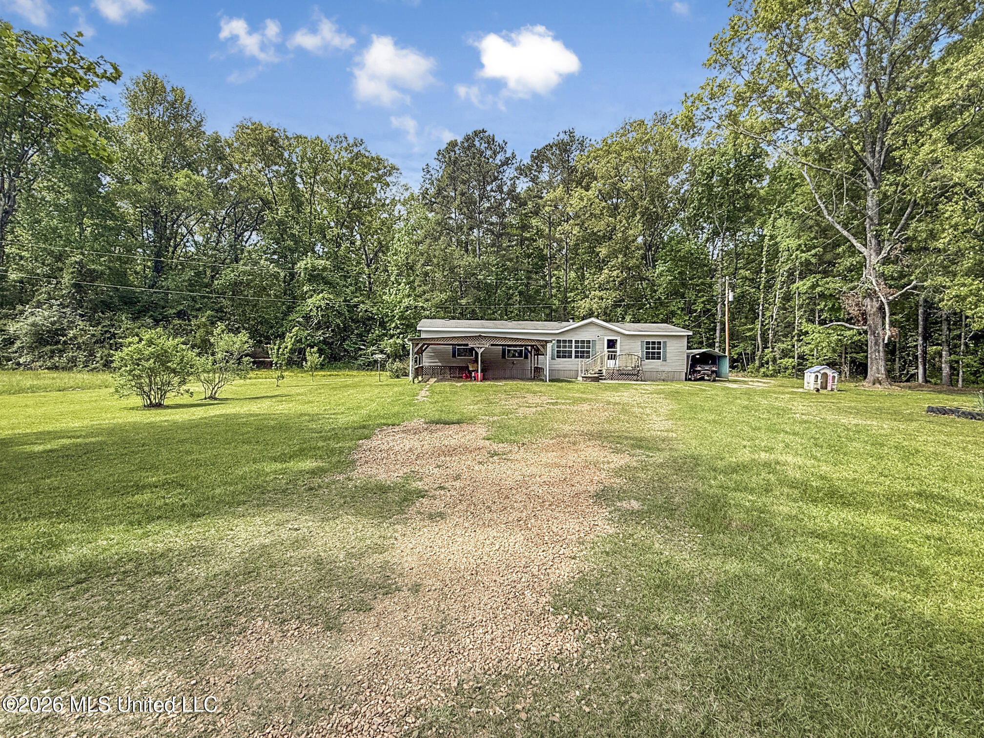 9389 Lebanon Pinegrove Road Terry, MS 39170 - Photo 2 of 52 IMG_3250