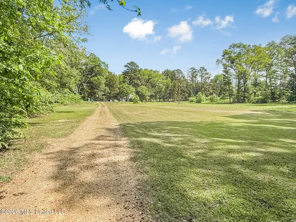 $289,500 | 9389 Lebanon Pinegrove Road, Terry, MS 39170