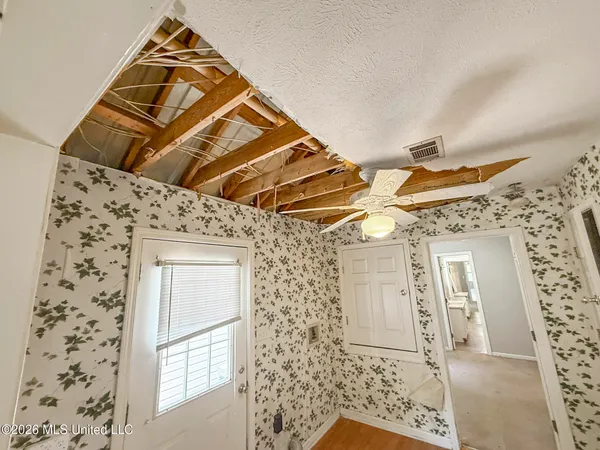 $289,500 | 9389 Lebanon Pinegrove Road, Terry, MS 39170