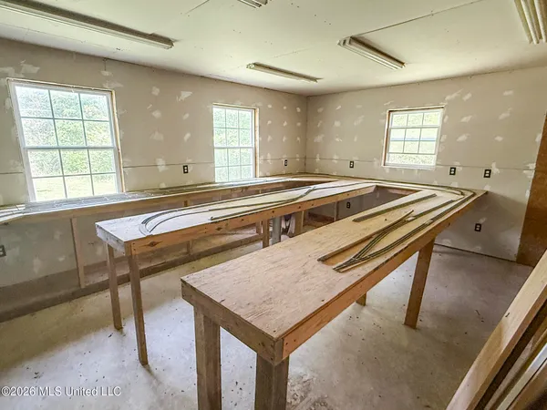 $289,500 | 9389 Lebanon Pinegrove Road, Terry, MS 39170