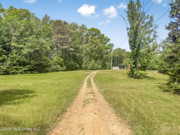 $289,500 | 9389 Lebanon Pinegrove Road, Terry, MS 39170