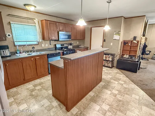$289,500 | 9389 Lebanon Pinegrove Road, Terry, MS 39170