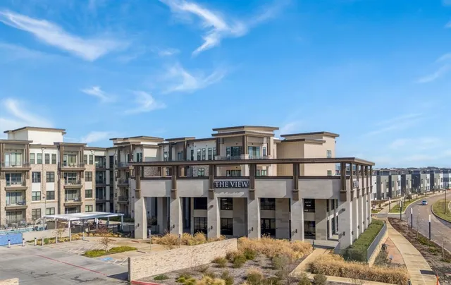 $524,999 | 2700 Old Denton Road, Unit 2204, Carrollton, TX 75007