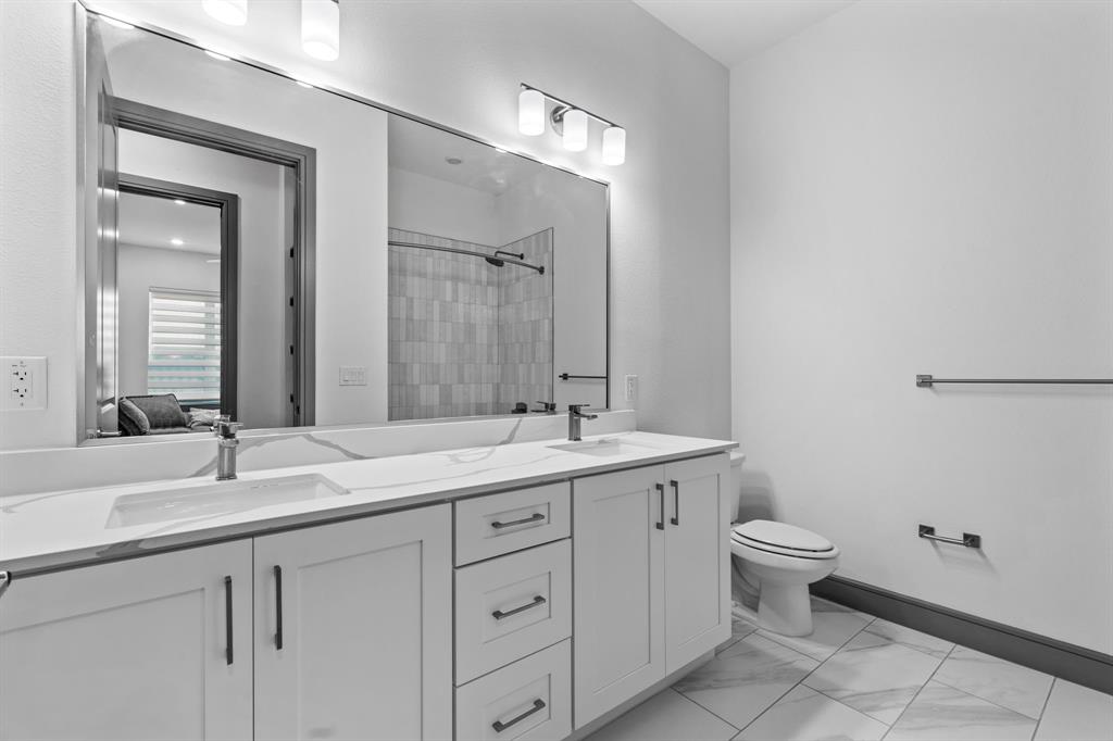 2700 Old Denton Road, Unit 2204 Carrollton, TX 75007 - Photo 31 of 40