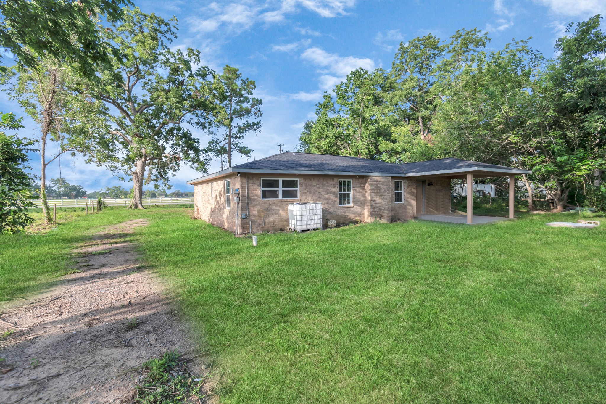 2826 West Farm To Market 1462 Rosharon, TX 77583 - Photo 6 of 36
