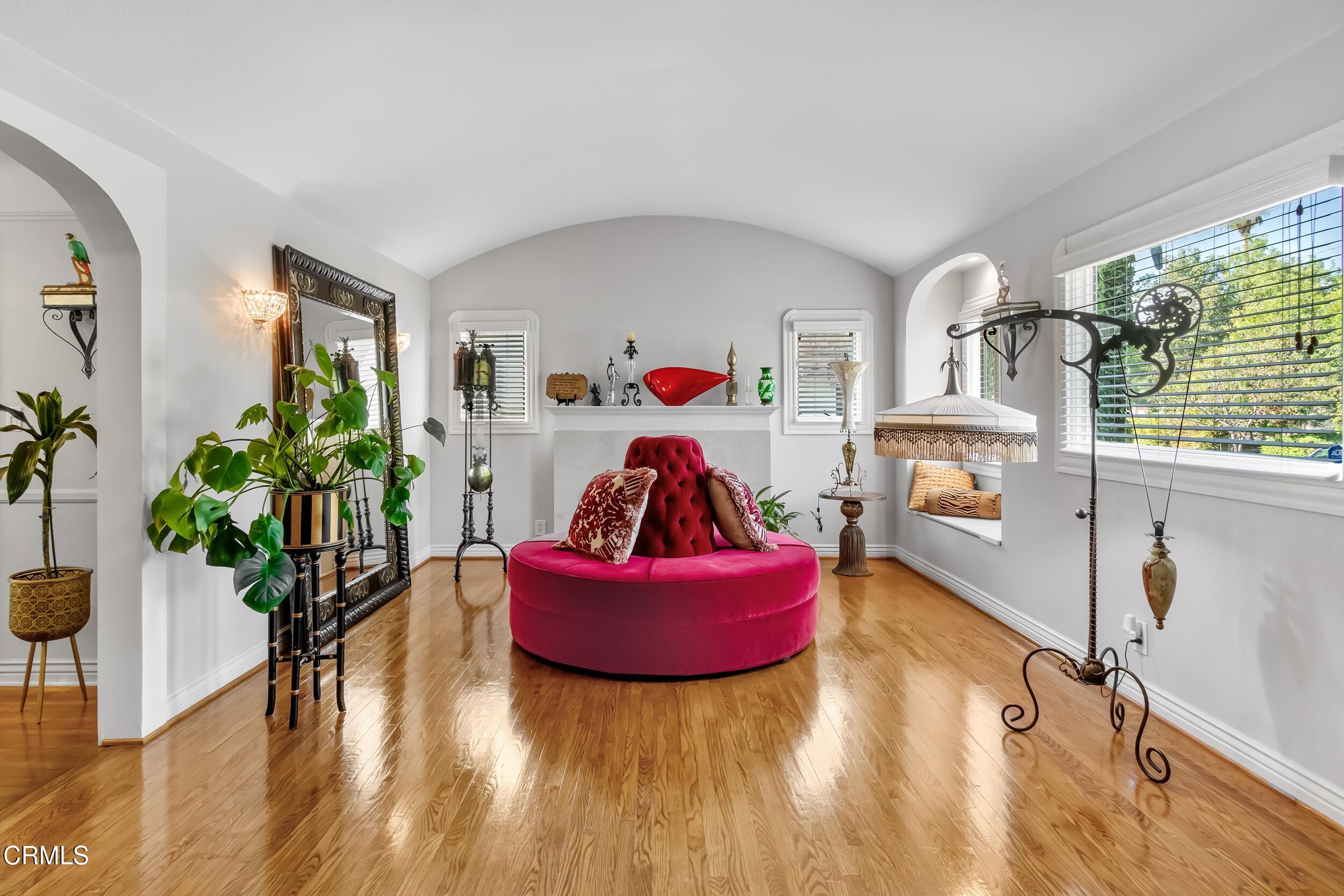 432 West Poppyfields Drive Altadena, CA 91001 - Photo 3 of 23 a living room with furniture and a potted plant