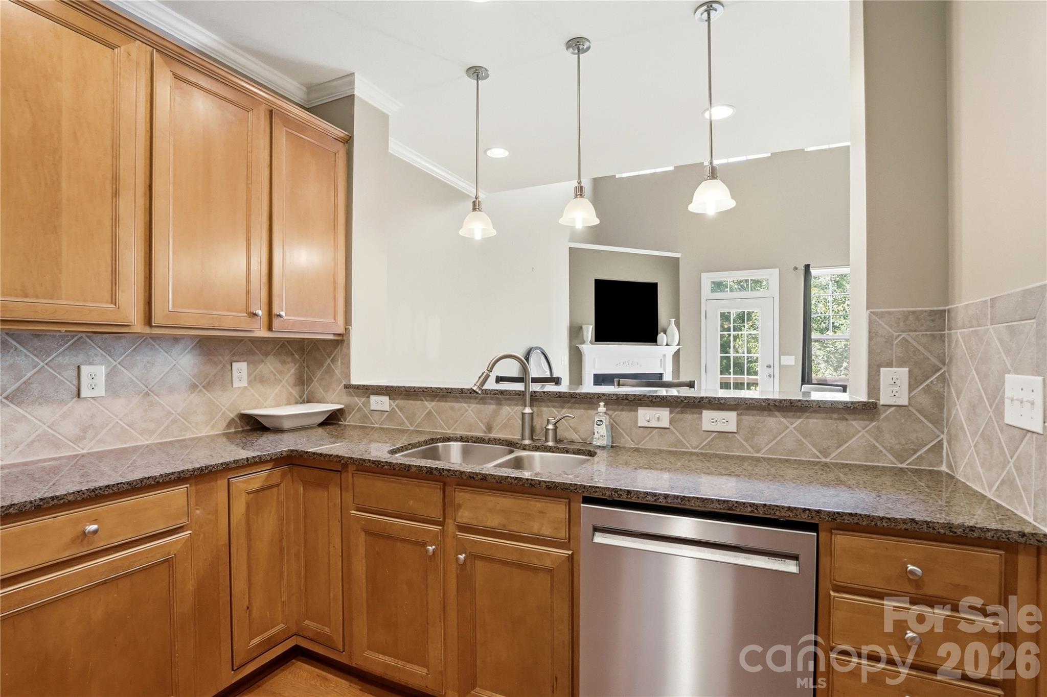 2084 Calloway Pines Drive Tega Cay, SC 29708 - Photo 10 of 47