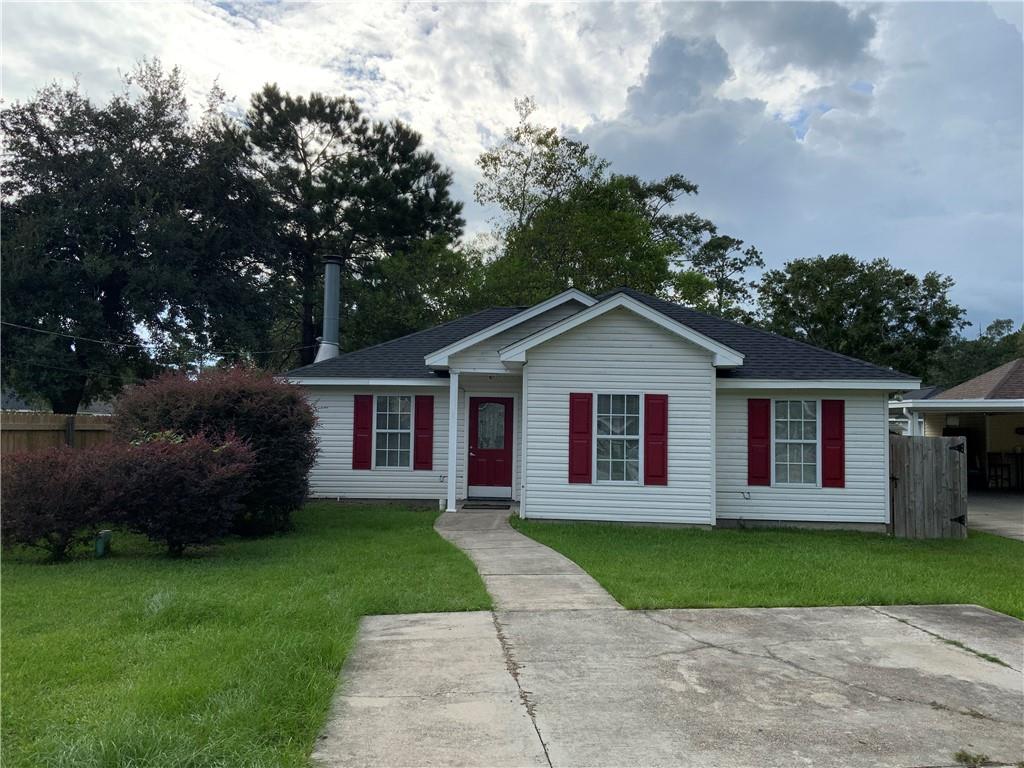 28634 Berry Todd Road Lacombe, LA 70445 - Photo 1 of 26 Gallery Image 1