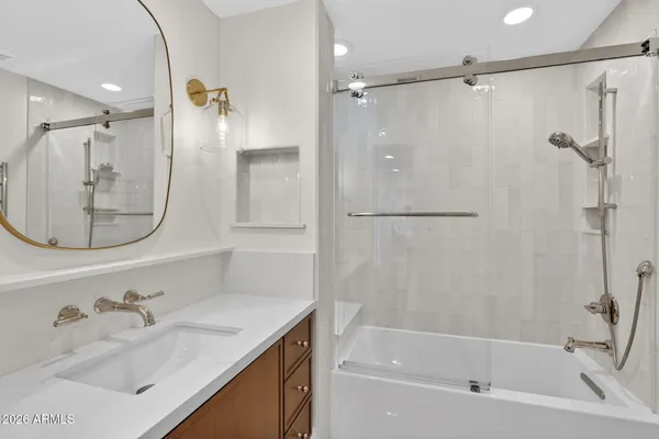 $975,000 | 531 West Stella Lane, Phoenix, AZ 85013