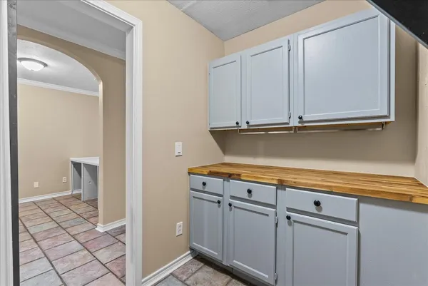 $1,795 | 114 Grand Avenue, Bacliff, TX 77518