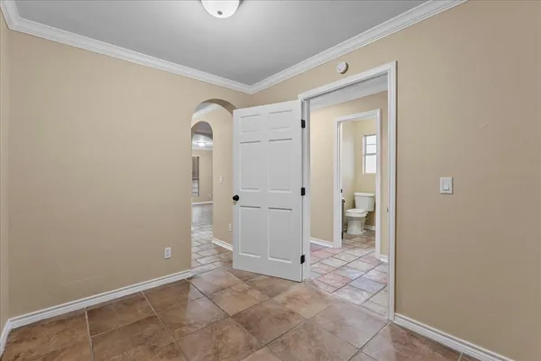 $1,795 | 114 Grand Avenue, Bacliff, TX 77518