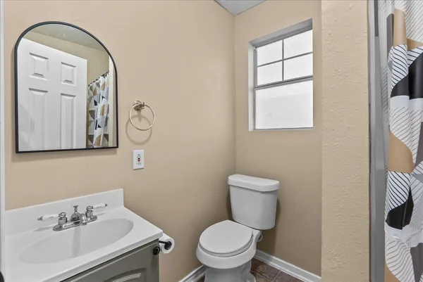 $1,795 | 114 Grand Avenue, Bacliff, TX 77518