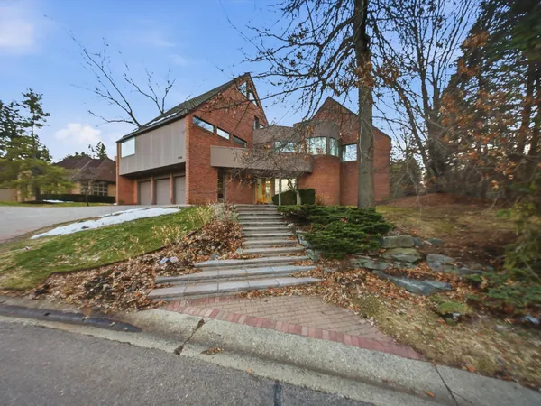 $1,495,000 | 4708 Buckby Cross, Bloomfield Hills, MI 48302