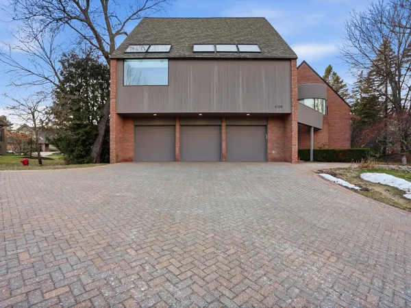 $1,495,000 | 4708 Buckby Cross, Bloomfield Hills, MI 48302