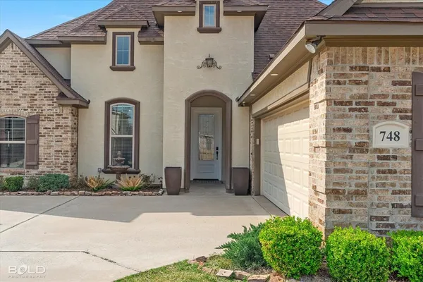 $395,000 | 748 Fir Wood Lane, Haughton, LA 71037