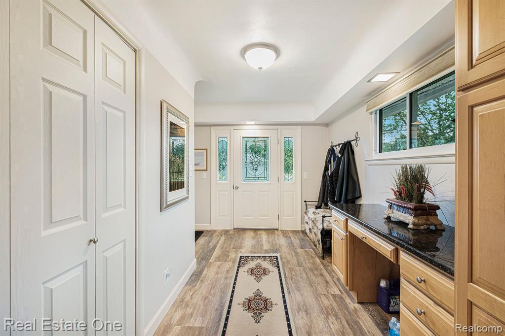 2400 Allen Road Ortonville, MI 48462 - Photo 4 of 30 Gallery Image 4