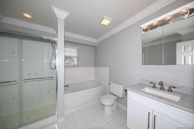 $3,815 | 37 Village Green Drive, Unit 37, Centereach, NY 11720