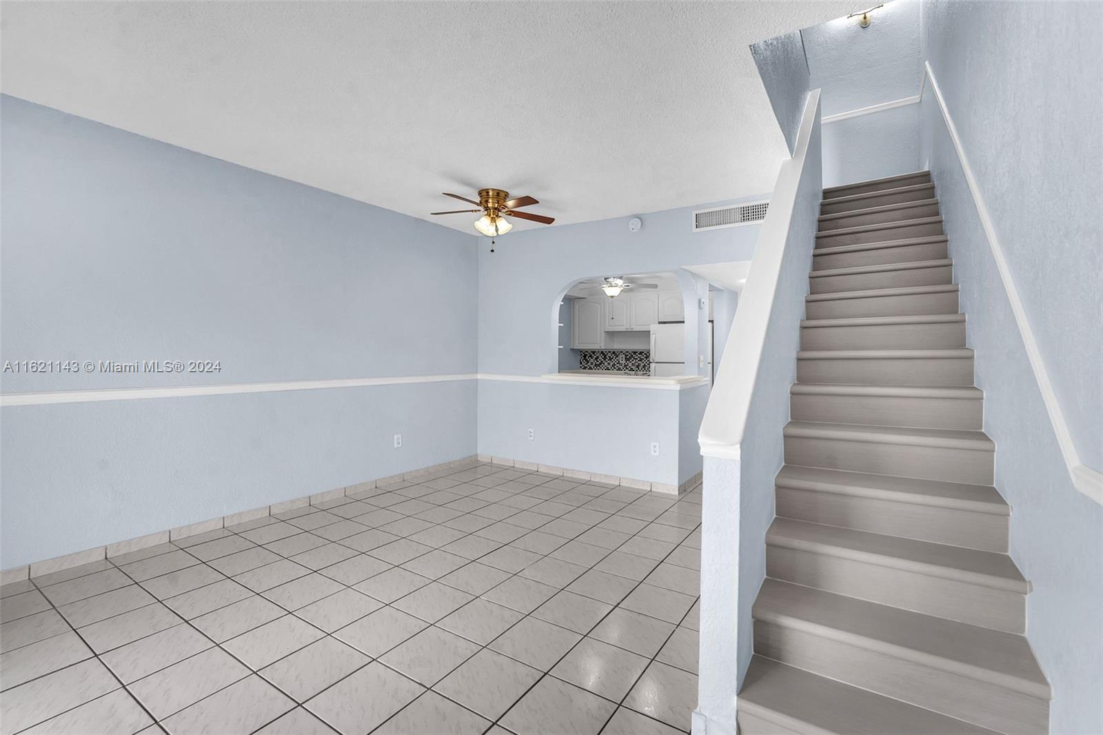 1350 West 53rd Street, Unit 12 Hialeah, FL 33012 - Photo 11 of 32