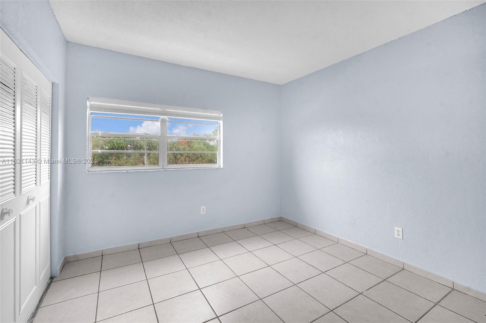 1350 West 53rd Street, Unit 12 Hialeah, FL 33012 - Photo 13 of 32
